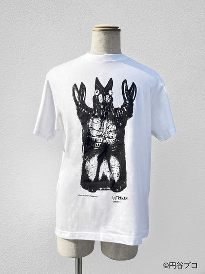 手踊り バルタン星人 Tシャツ（ホワイト）【3営業日以内に発送】